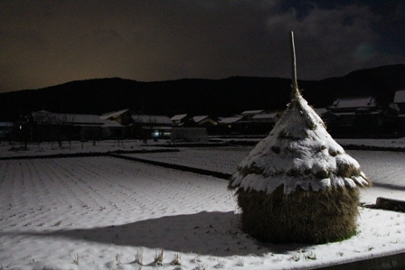 わらぐろ　雪景色